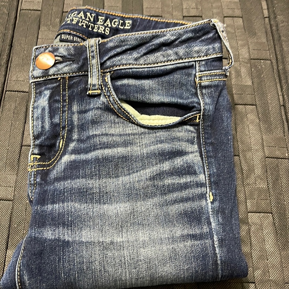 American Eagle Size 4 Regular Super Low Rise Jegging